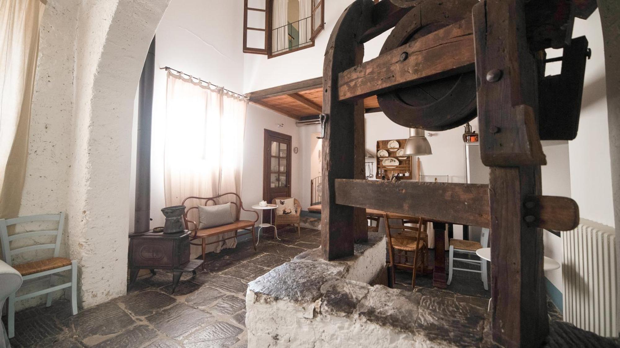Casale Amati Country House Ortonovo Exterior photo