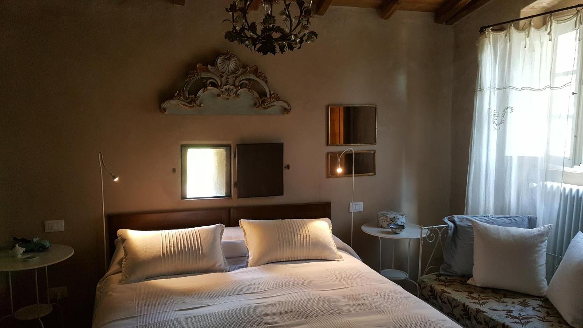 Casale Amati Country House Ortonovo Exterior photo