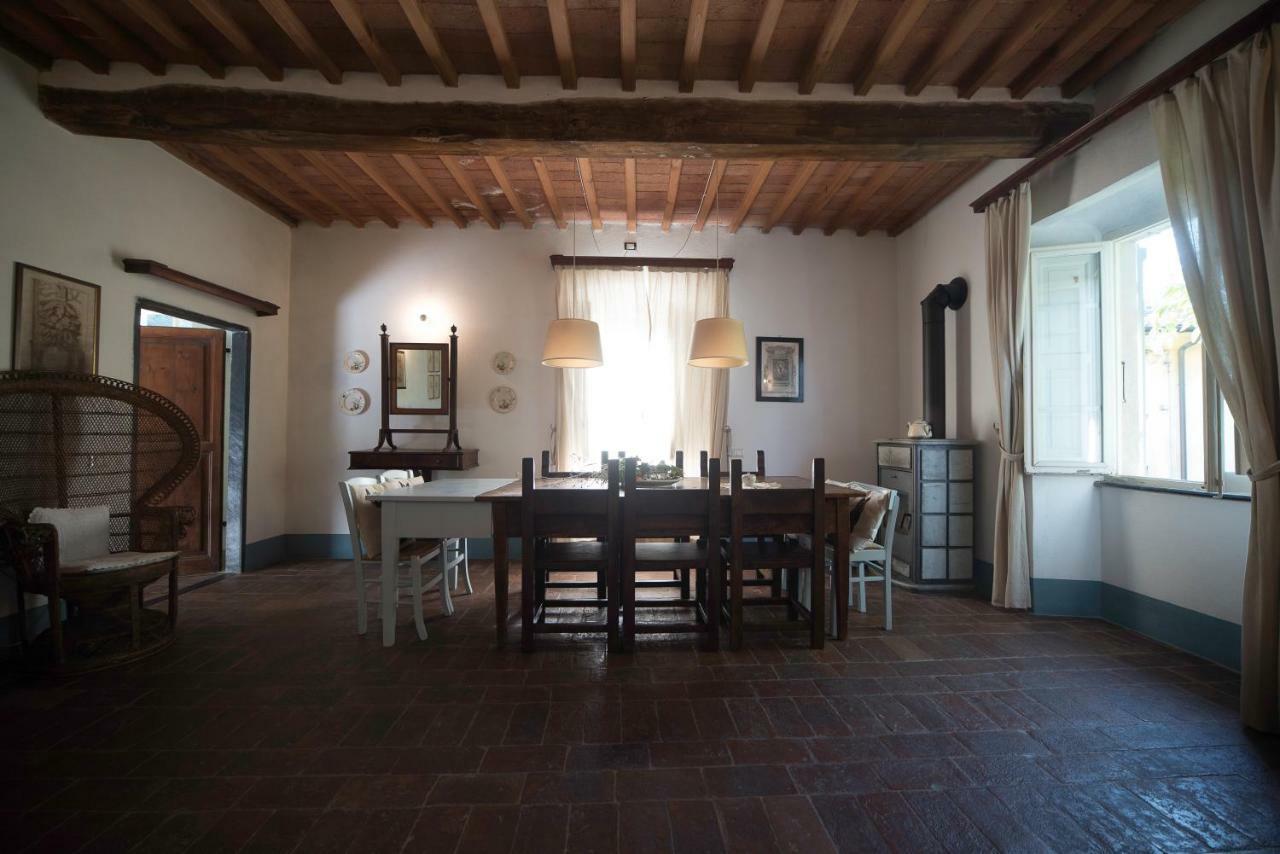 Casale Amati Country House Ortonovo Exterior photo