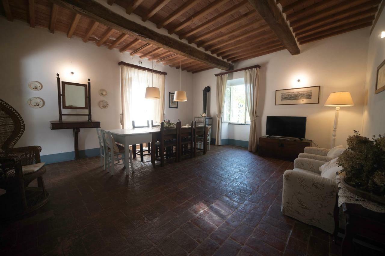 Casale Amati Country House Ortonovo Exterior photo